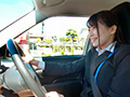 素人街中ナンパAV 運転でムレたOLマ○コに生中出し