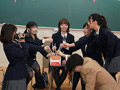 黒タイツ女子○校生たちに突撃交渉！人生初の王様ゲーム