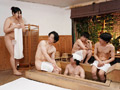 旅行中の巨乳人妻がノーハンドフェラ抜きチャレンジ！