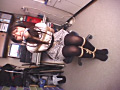 私服緊○1