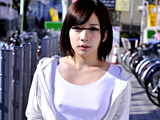 偶然見かけた貧乳女子がまさかのノーブラ！？2