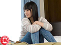 友人の彼女のパンツのいやらしいヒップラインに興奮！2