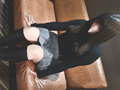 ロングブーツにレースソックス着用はじめてのM男いじめ