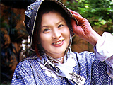 畑を耕す田舎っぺおっかさん中出し 石井みどり