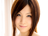 微乳A とっても感じる小っちゃいおっぱい 秋元美由