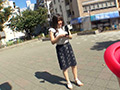 Hカップ爆乳妻 街中でセルカ棒片手にドM羞恥アクメ！