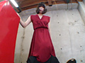 立ちクンニされながら質問に答える女【二】