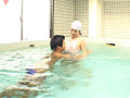 ママとぼくのひみつ 水着ママとエッチな水泳レッスン