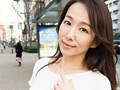 エロすぎる巨乳義母が父さんに内緒で僕を誘惑して来て