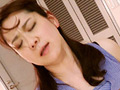 絶倫妻の熟れた肉体 誘惑奥さんの訪問業者狩り4時間