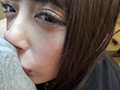 濃すぎるフェチシーンの圧縮包茎を嗅ぎ、味わう美女編