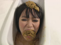 人間ウンコ便器女
