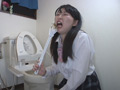 女子○生の便所ブラシオナニー2