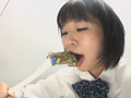 女子○生の便所ブラシオナニー4