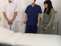 大学生のラップ巻きくすぐりオイルエステ挿入 咲希