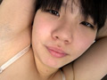 素人娘かなこちゃんの腋観察・セルフ腋チェック腋舐め