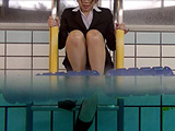 【水中編】新入女子社員の着衣水泳研修（3）