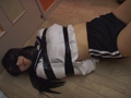声も出せずに……ホテル○禁少女 2