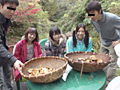 ご近所家族交流 猥褻きのこ狩り 山道露出撮影会