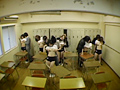 集団女子学生 逃げられない乳揉みベロキス猥褻