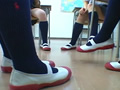 女子○生の紺のハイソックス
