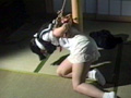 緊○セーラー服・食い込む股縄