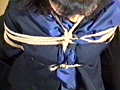 緊○セーラー服・裾まくり羞恥責め