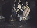 縛られた女学生・夜のベランダ○問