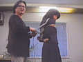 縛られた女学生・夜のベランダ○問