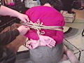 乳虐散歩・連続鼻責め顔面なぶり／両腕頭上縛り