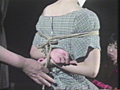 緊○美少女・変形逆海老責め