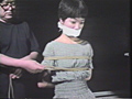 緊○美少女・変形逆海老責め
