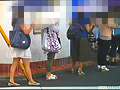 女子大生がカタツムリとイモムシを踏み潰す！