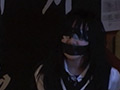自由を奪われて…
