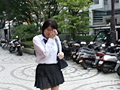 ゴロゴロスティック 女子○生ローアングル追跡歩行