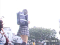 ゴロゴロスティック 女子○生ローアングル追跡歩行