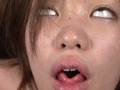 咽び鳴き裏返り眼球に白い影