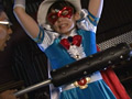 ヒロイン妊娠強圧腹パンチ中絶磔処刑