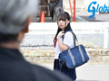 蔵の中で緊○調○される女子○生 鈴音杏夏