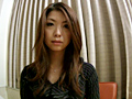 「妊娠したい」と懇願する美人妻に有料中出しSEX