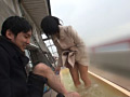 大学生たちの青○見せつけ露出温泉旅行