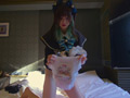 ドレスのモデルさんが催したのでおむつを履かせてみた