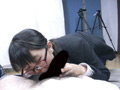 新人女性社員が面接官004