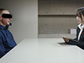 新人女性社員が面接官006