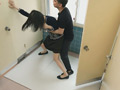 潜伏女子トイレ待ち伏せ中出しSEX サンプル画像6