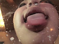 巨大ベロを持つ美少女の唾に溺れる顔舐め