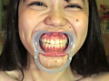 大長舌娘のダイナミックな唾吐きと顔舐め 桜庭うれあ