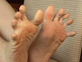 敏感足裏大解剖！私たち、足の裏が敏感なんです。