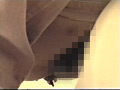女の穴からブリブリ溢れる糞尿の勢いは堪らない！！