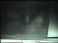 ○撮 不自然に揺れる車の中では…2